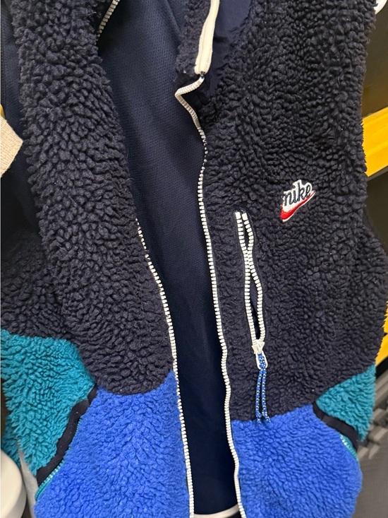 Nike Other - Nike Men Navy, Teal & Royal Blue Sherpa Zip Vest